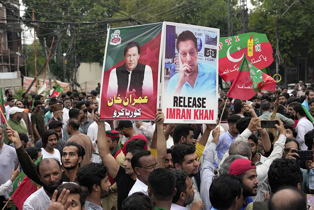 pakistan protest.jpg