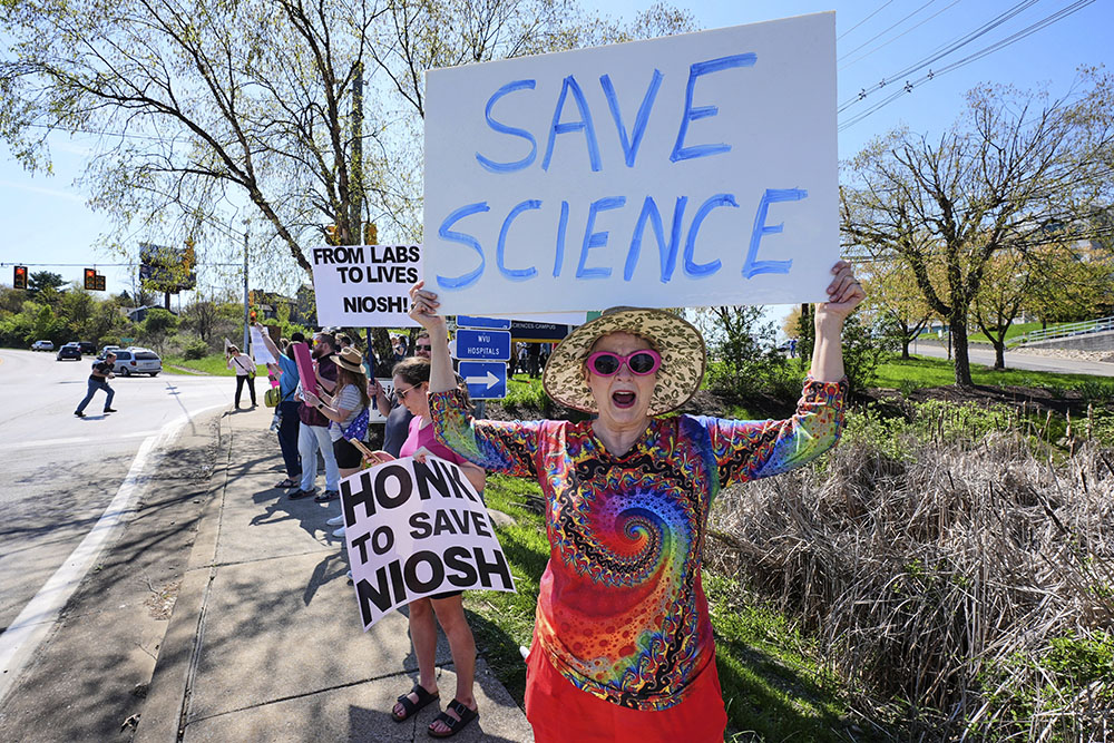 usa kina forskning nedskärning.jpg