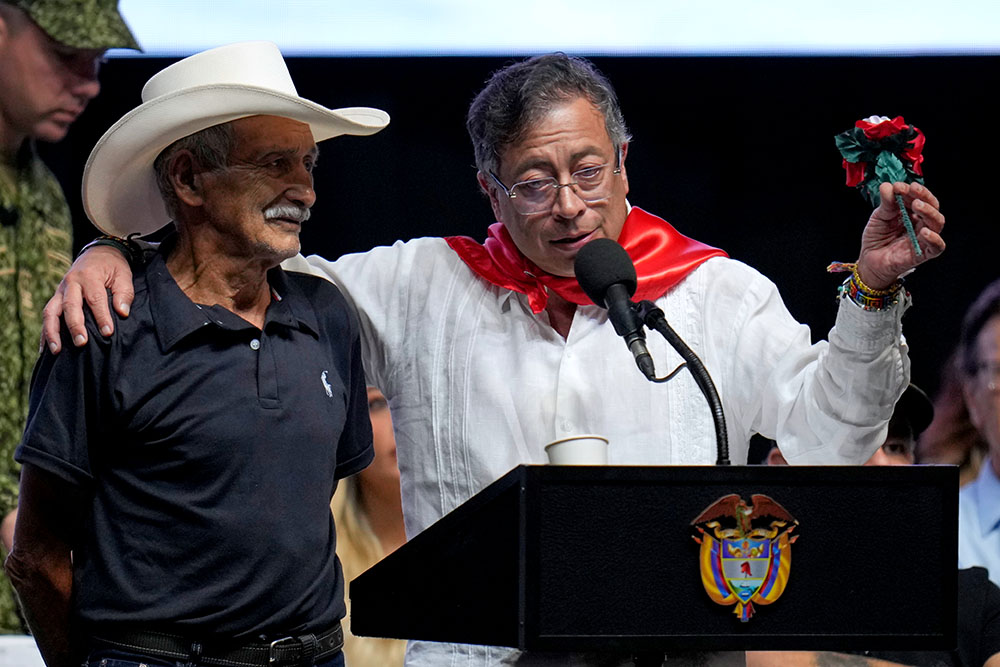 knark colombia petro.jpg