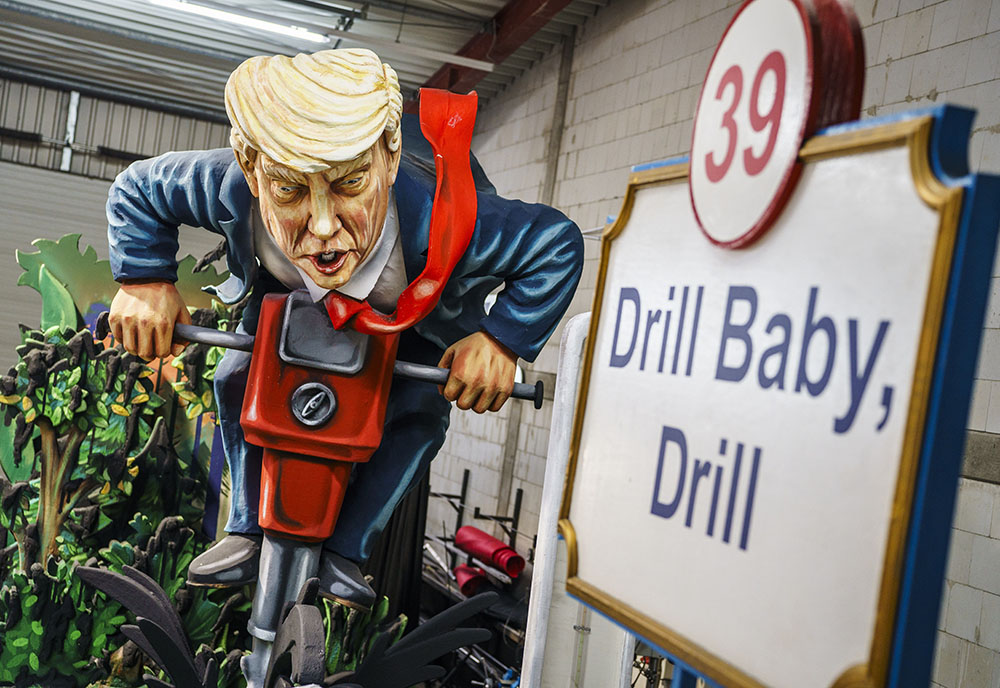 cop usa trump drill.jpg