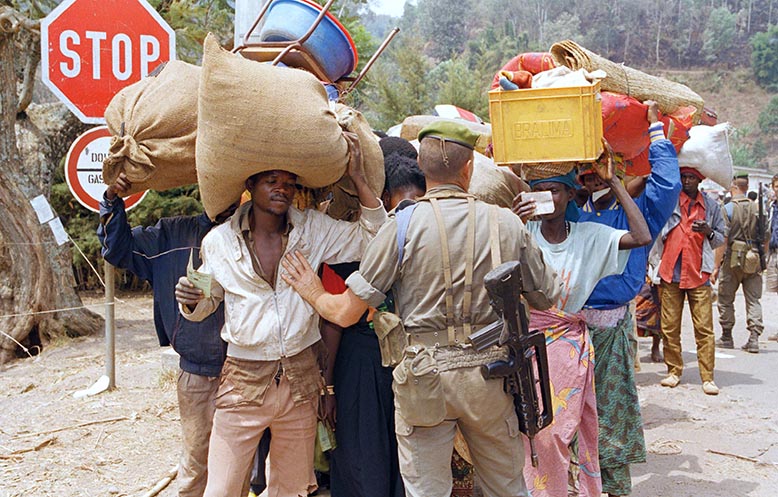 Frankrike i Afrika Rwanda.jpg