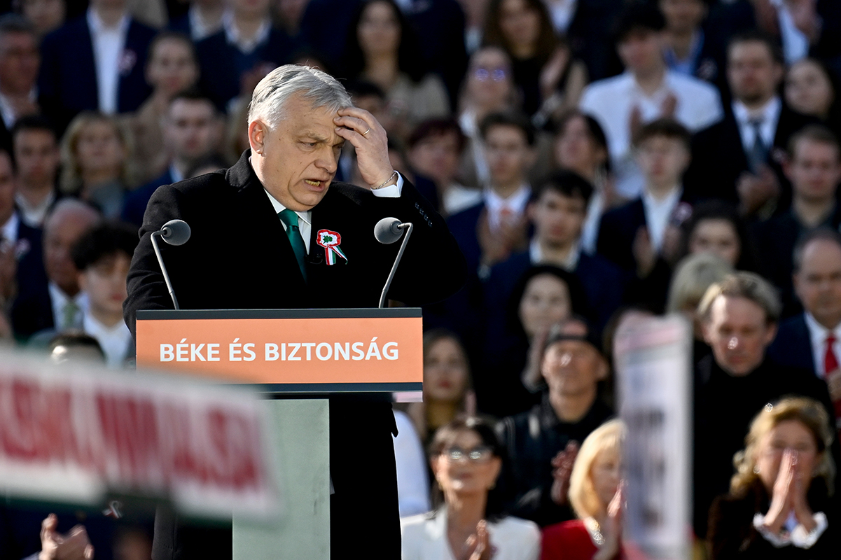 Opinionssiffrorna är Orbáns huvudbry inför valet. Foto: AP/TT